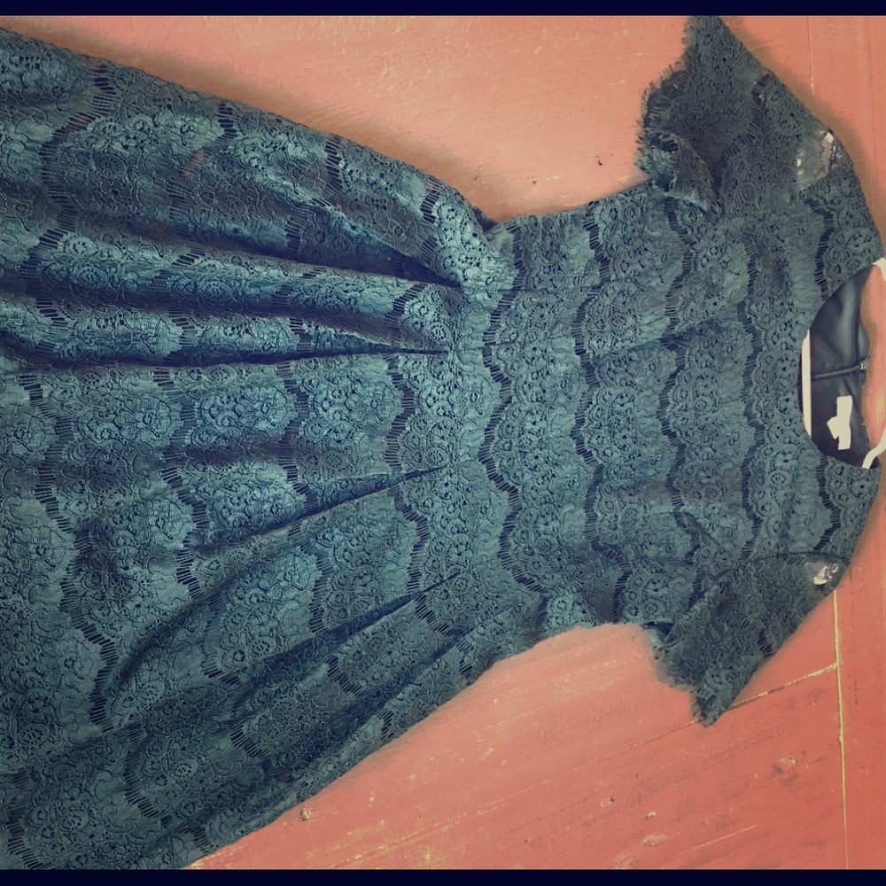 Green lace dress